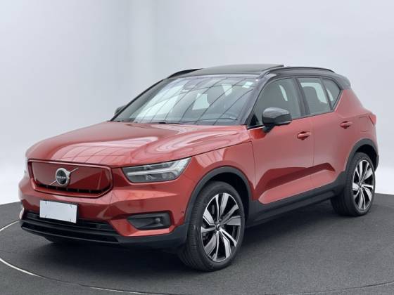 VOLVO XC40 P8 RECHARGE ELECTRIC BEV PURE AWD VOLVO XC40 P8 RECHARGE ELECTRIC BEV PURE AWD